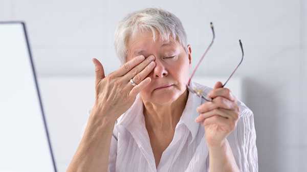 Current Perspectives on Diabetic Macular Edema: From Pathogenesis to Management